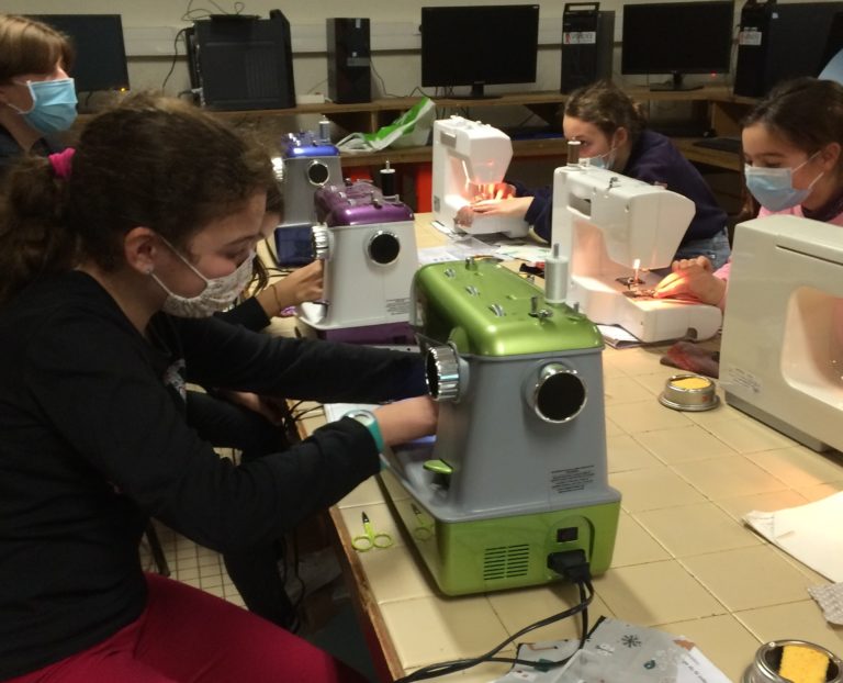 Atelier découverte de la machine à coudre